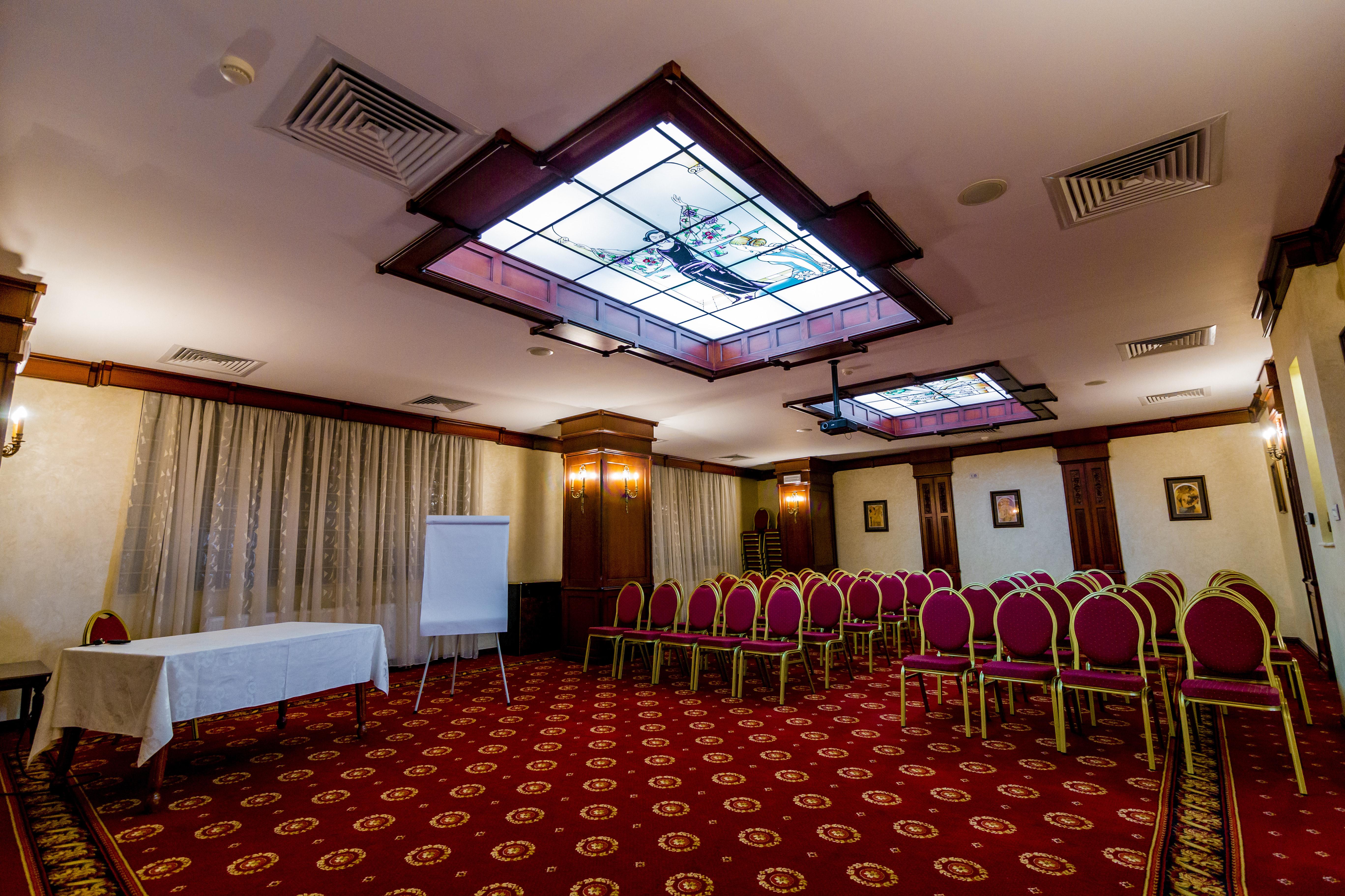 Hotel Golden House Craiova Exterior foto